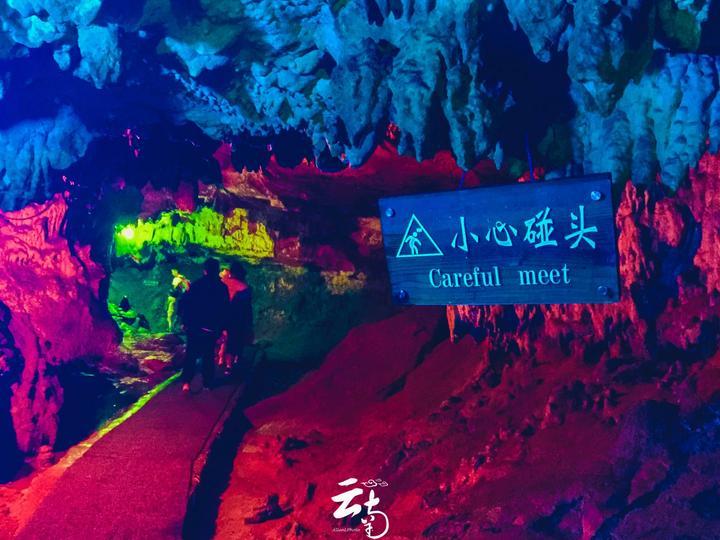 逃离春雨下的房子